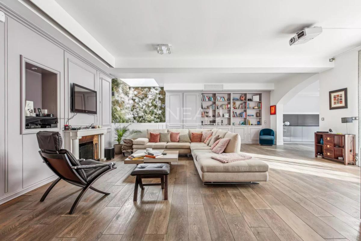 Pont de Neuilly - Comme une maison