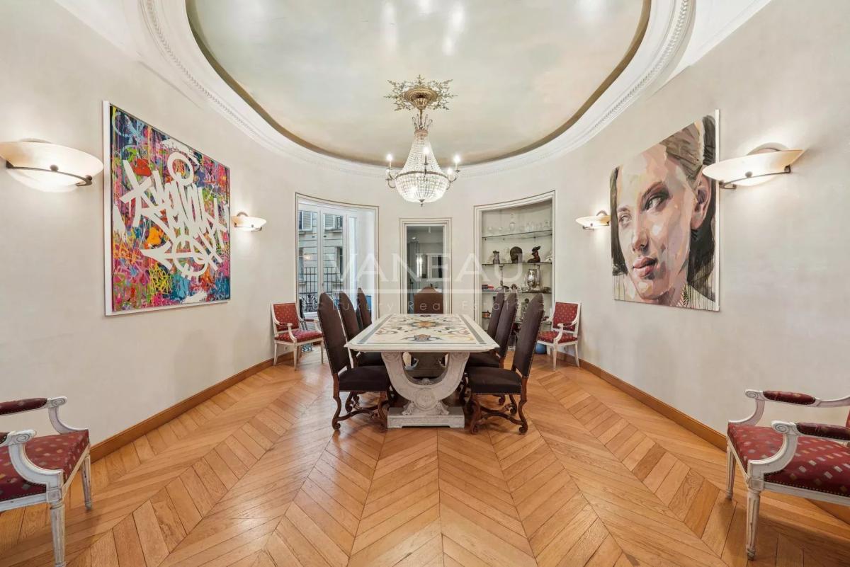 Paris XVIe - Trocadéro.