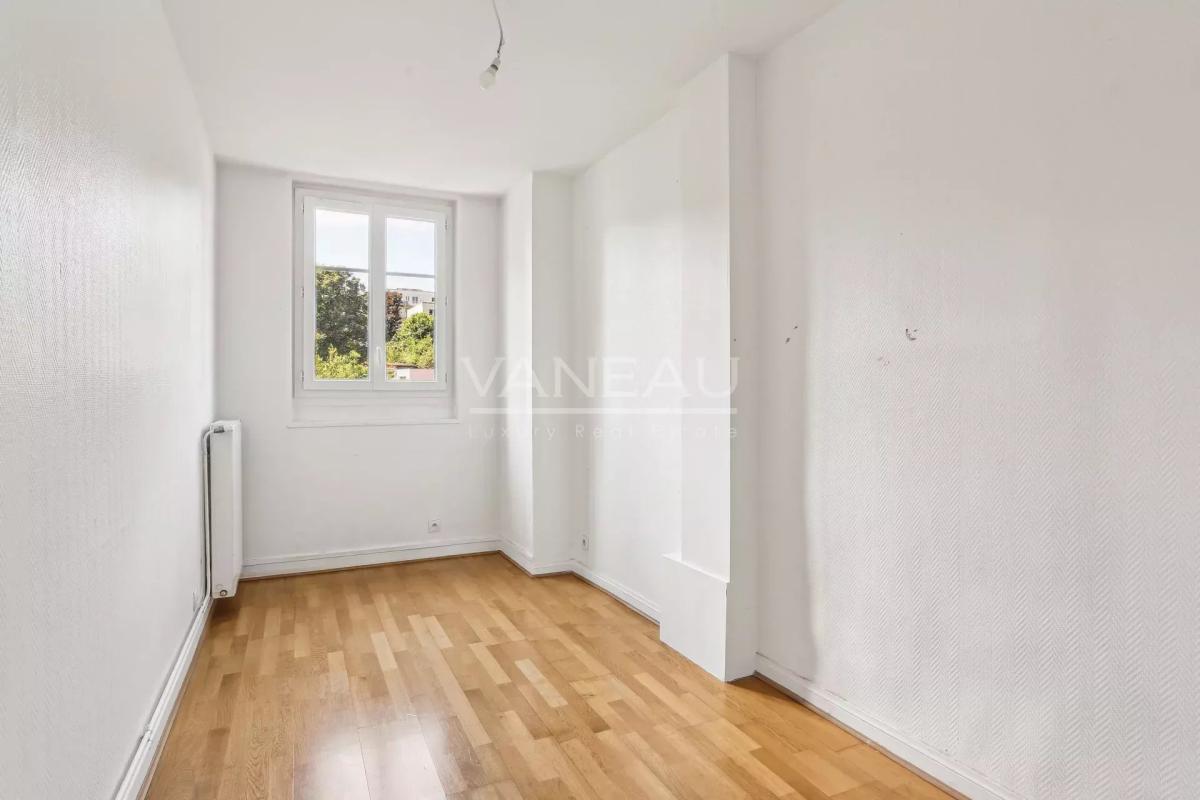 Appartement familial traversant et sans vis à vis