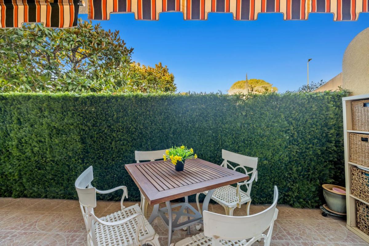 Le Cannet Mairie, magnifique 2 pièces en rez-de-jardin dans une 