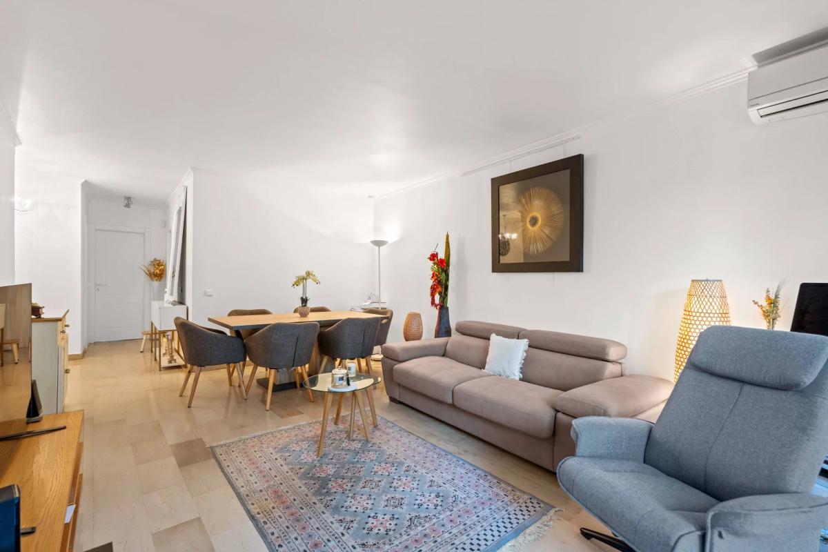 Le Cannet Mairie, magnifique 2 pièces en rez-de-jardin dans une 