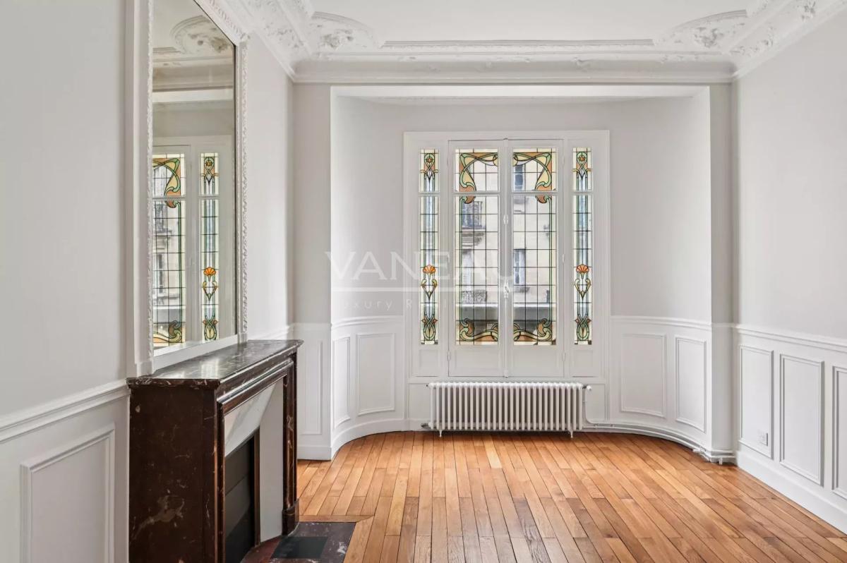 PARIS XV - LIMITE PARIS VII - INVALIDES - BRETEUIL - SAXE