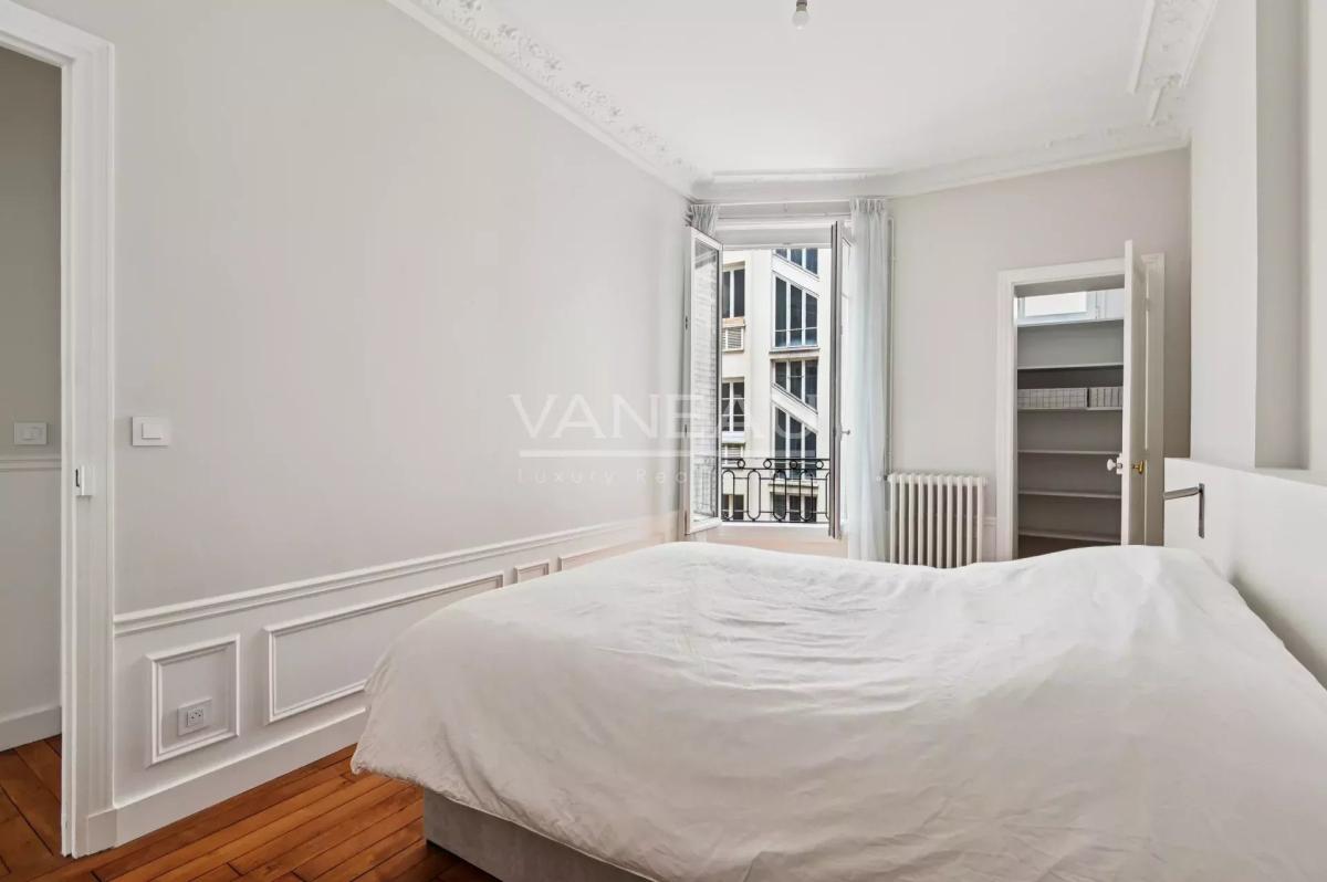 PARIS XV - LIMITE PARIS VII - INVALIDES - BRETEUIL - SAXE