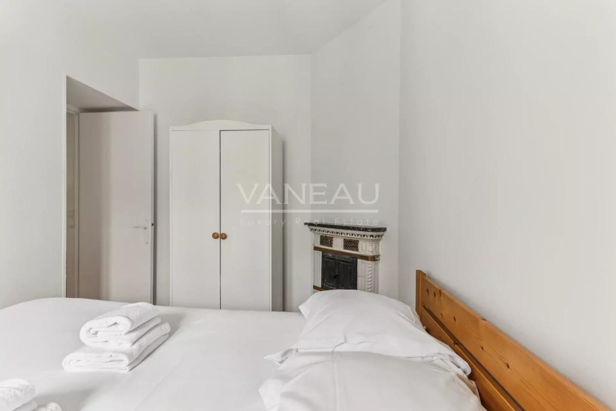 Paris VIIe - Saint Dominique - Etage élevé vue Tour Eiffel