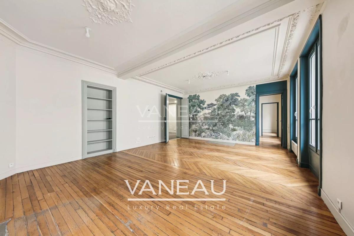 Paris 6ème - Assas - 5 pièces