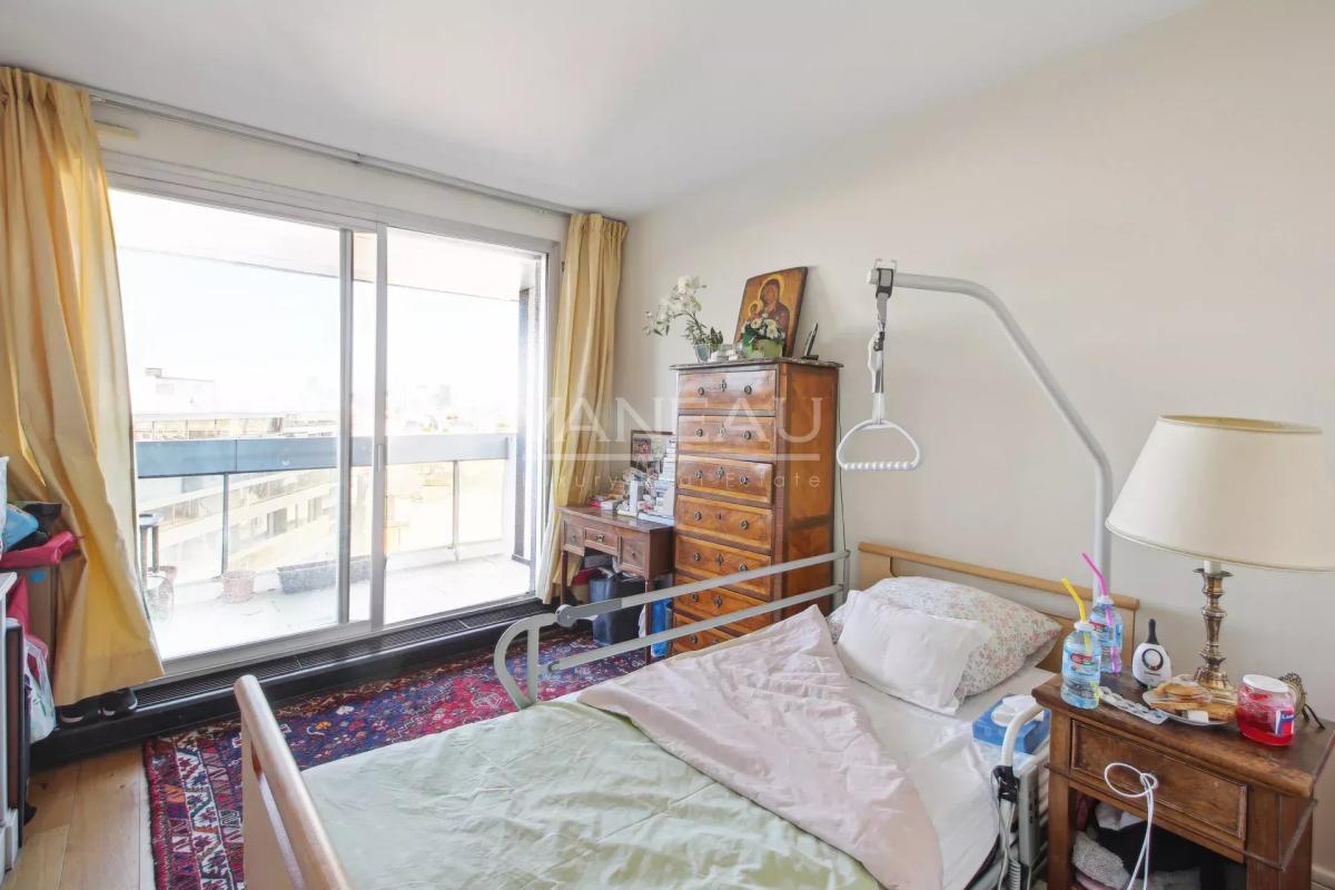 Paris XVIème - 3 pièces balcon - vue dégagée - vendu occupée