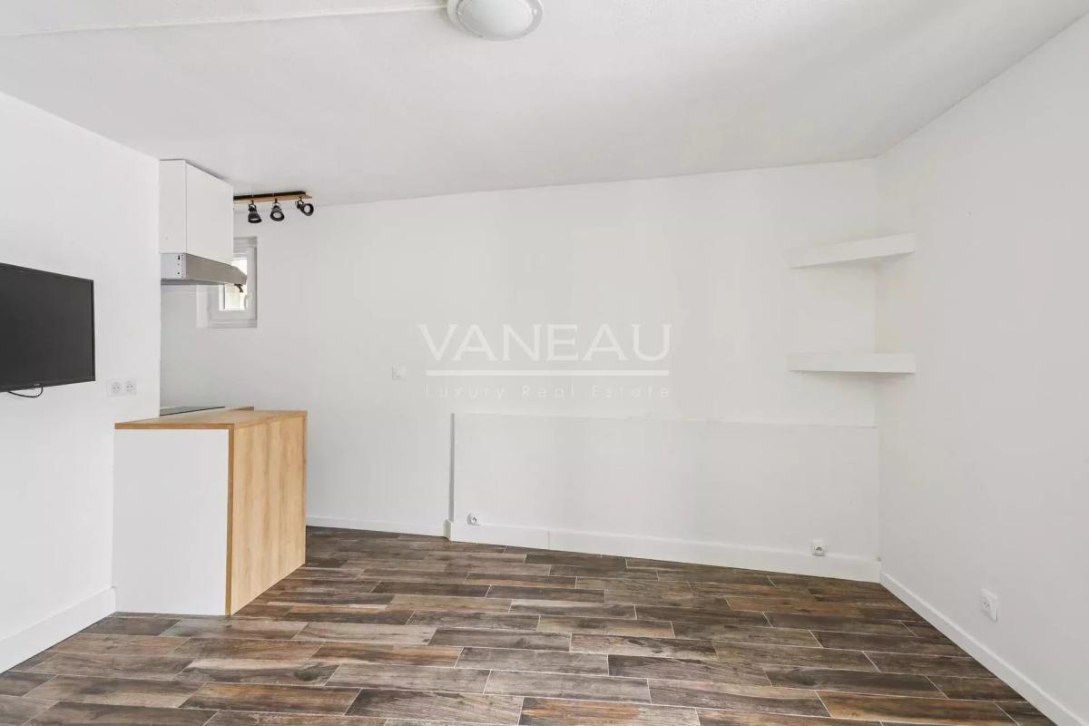 Exclusivité Paris XIIIe Maison Blanche Charmant Deux pièces