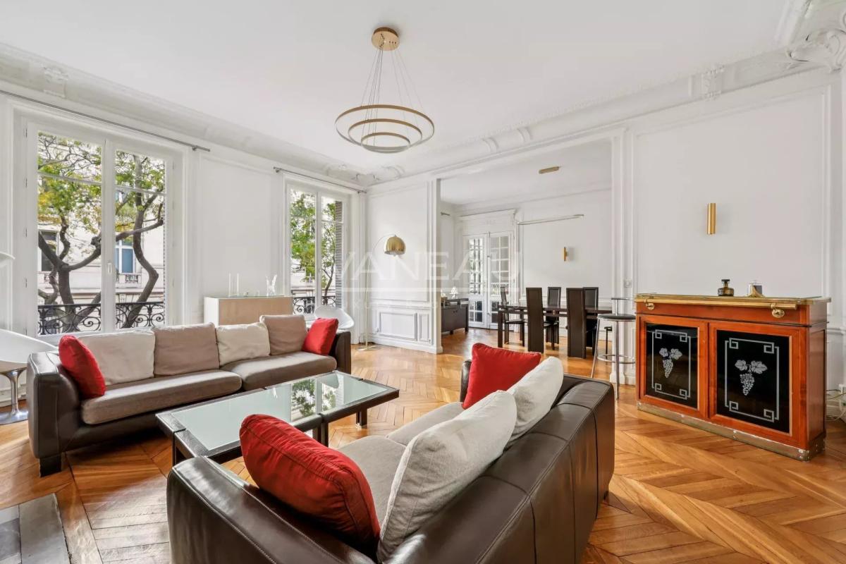 Paris XVIe Trocadéro Appartement Familial et de Réception 184 m2