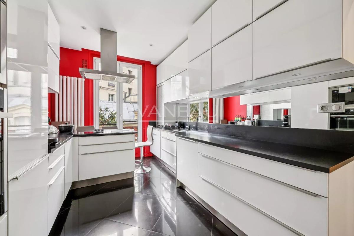 Paris XVIe Trocadéro Appartement Familial et de Réception 184 m2