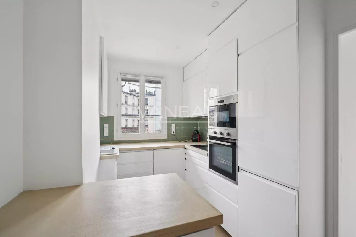 Paris XVIe - Passy -  3 pièces en parfait état