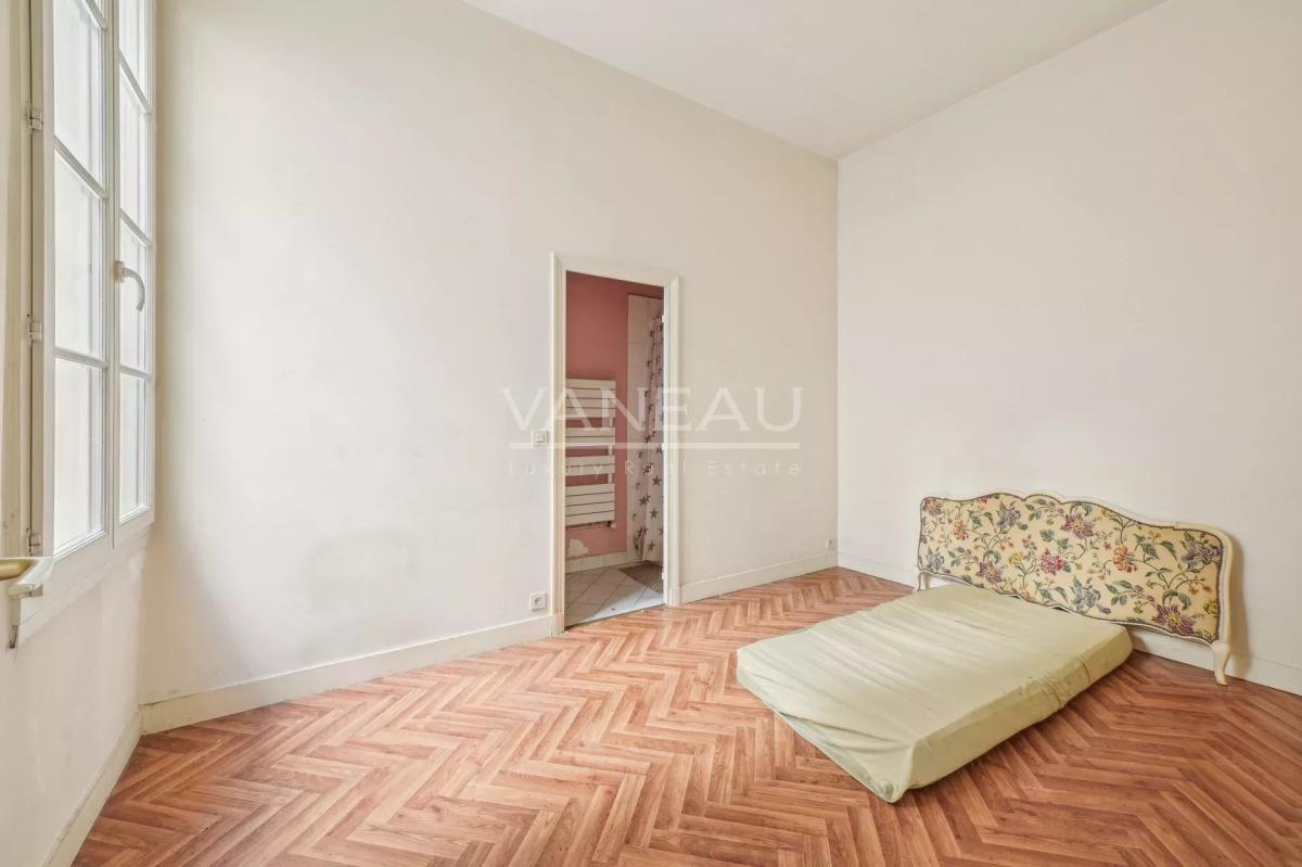 Paris IXe - Quartier Notre-Dame-de-Lorette - Magnifique 6 pièces