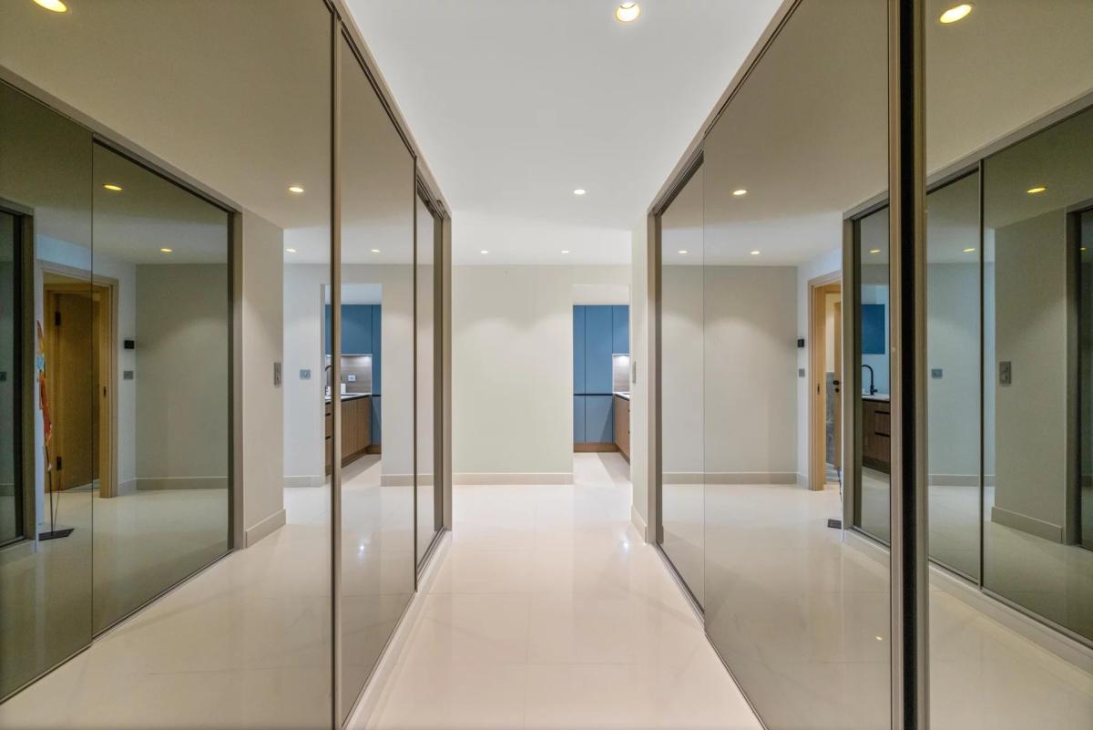 Appartement rénové 3 pièces vue mer à vendre - Cannes Croisette