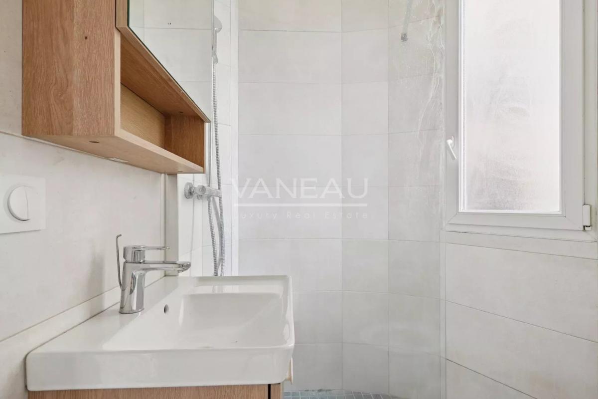 Paris 15ème - Convention-Brancion - 2 pièces à rénover