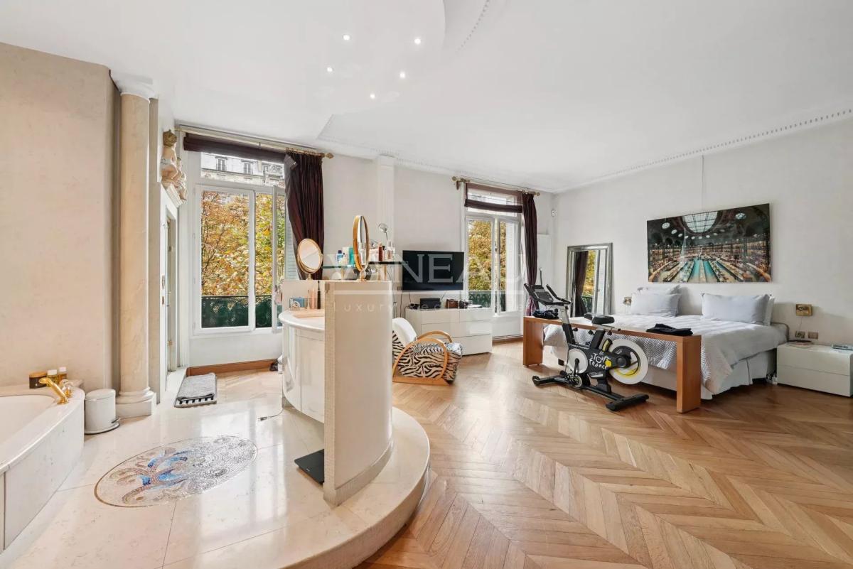 Paris XVIe - Trocadéro.