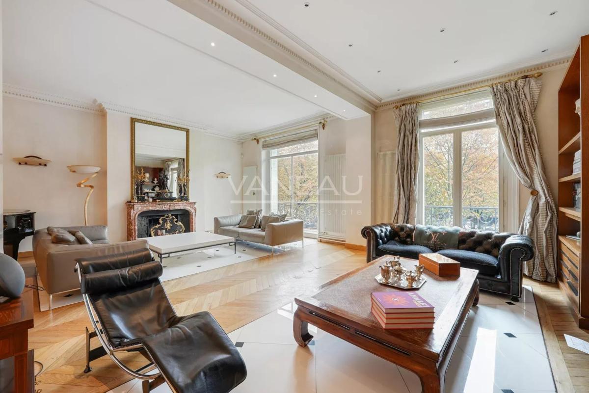 Paris XVIe - Trocadéro.