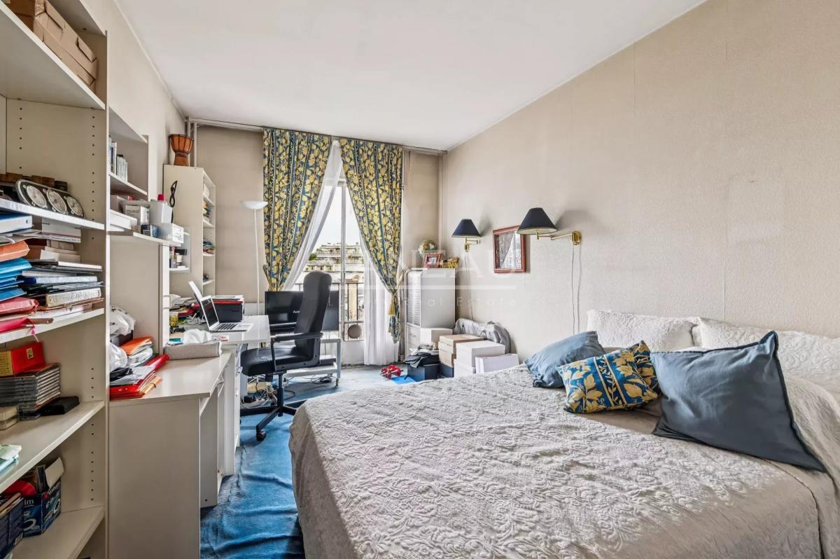 PARIS XVIe - DAUPHINE - Appartement familial en étage élevé - Vu
