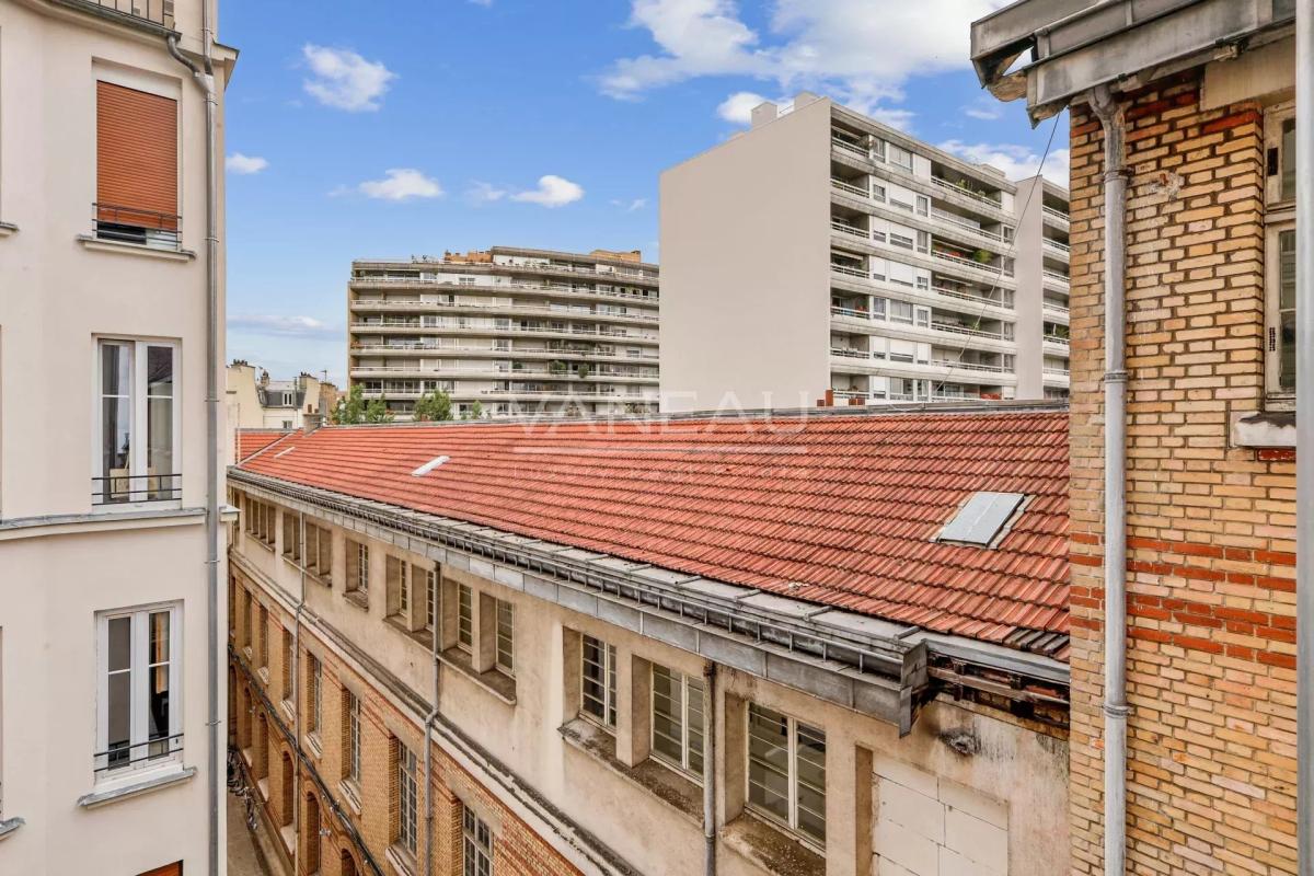 Rue Cambronne Trois pièces