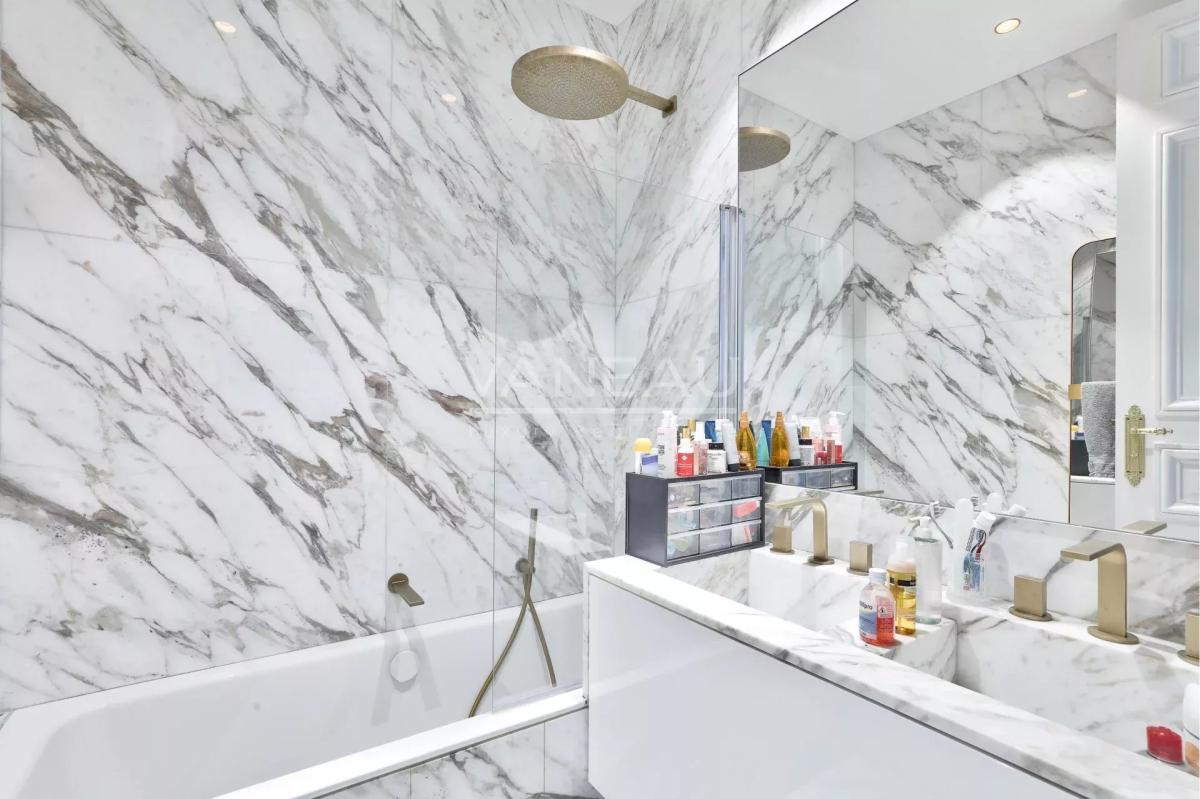 PARIS VIIIe - Faubourg du Roule