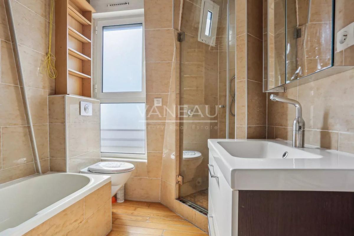 Boulogne - Dernier étage avec ascenseur