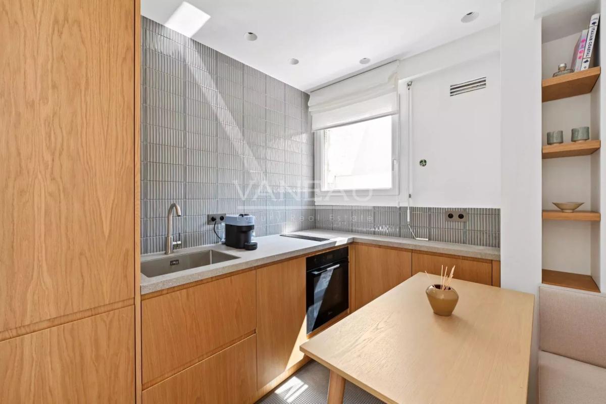 Paris 15ème Convention - 1/2 pièces clés en main meublé