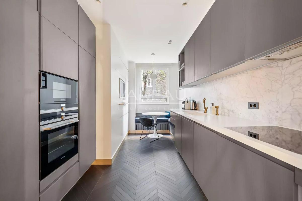 Paris XVIe - Faisanderie - Appartement familial rénové luxe