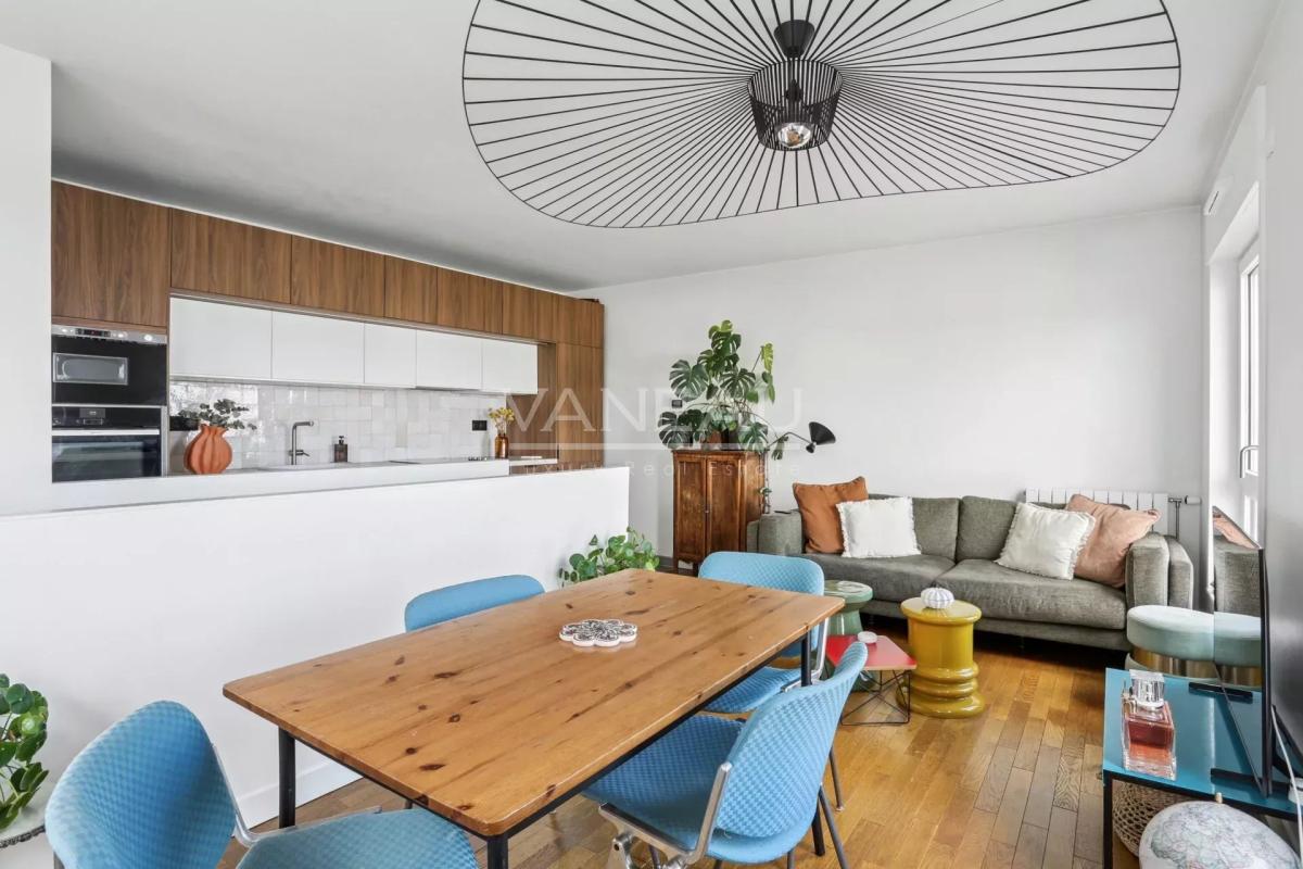 COUP DE CŒUR – DERNIER ÉTAGE - TERRASSE - CLIMATISATION