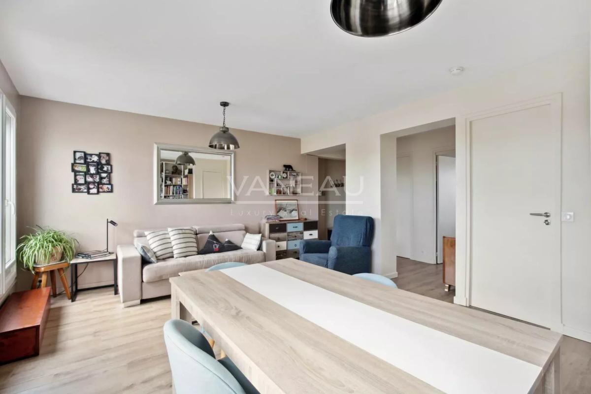 Boulogne, Les Passages : 2 pièces en dernier étage avec terrasse