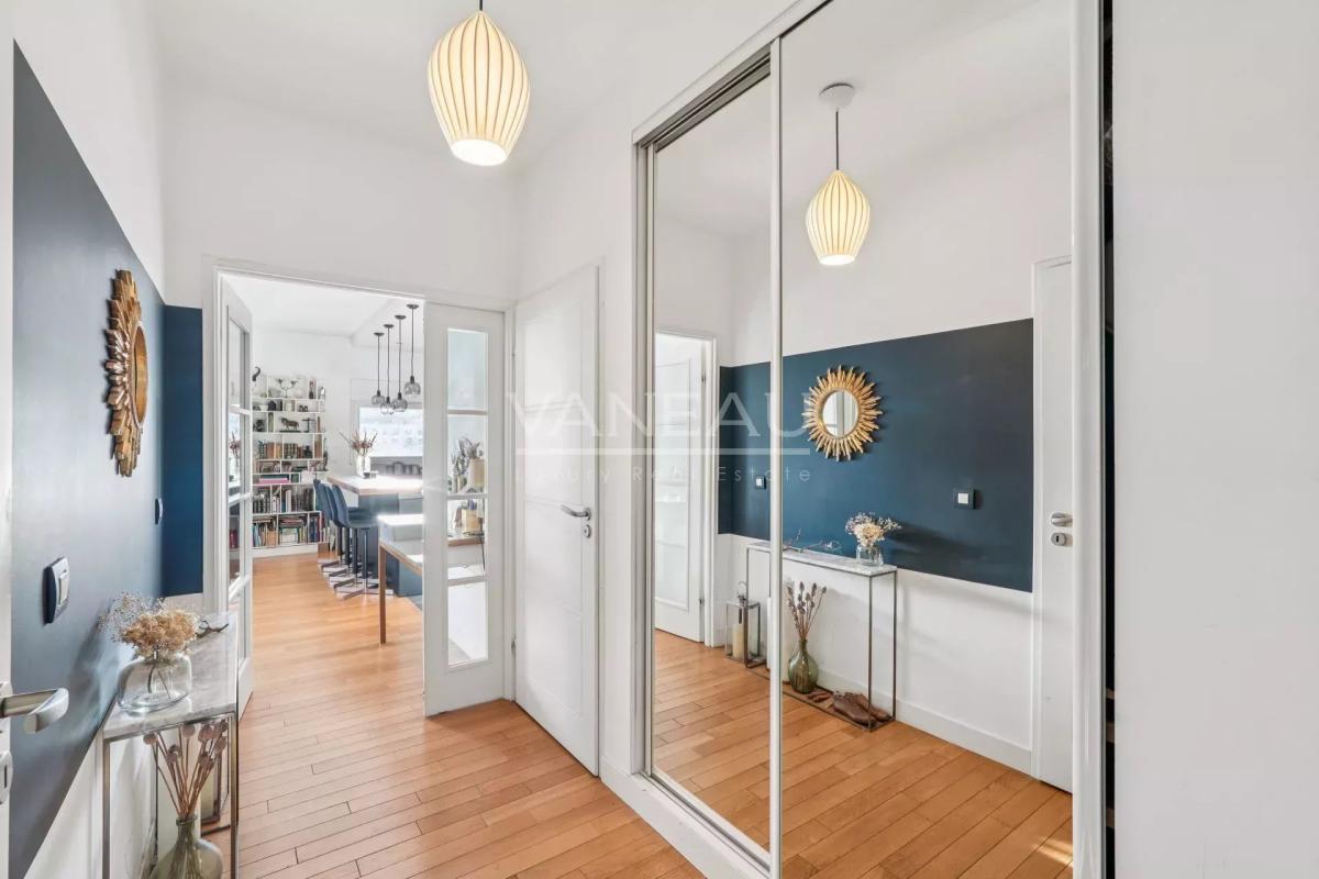 BOULOGNE - ETAGE ELEVE - BALCON TERRASSE