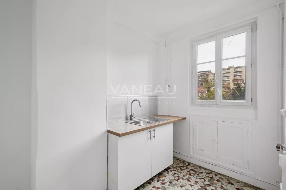 En étage avec ascenseur et sans vis à vis