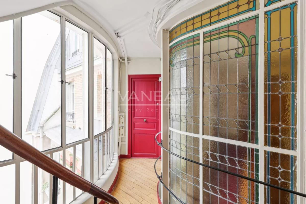 Paris XVe - Sèvres Lecourbe : Studio en étage élevé (DPE facilem