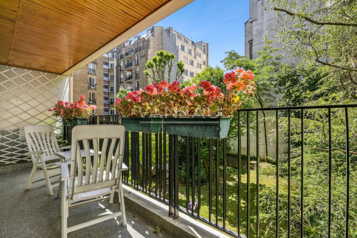 Paris XVIème - Auteuil Sud - 2 pièces - Balcon