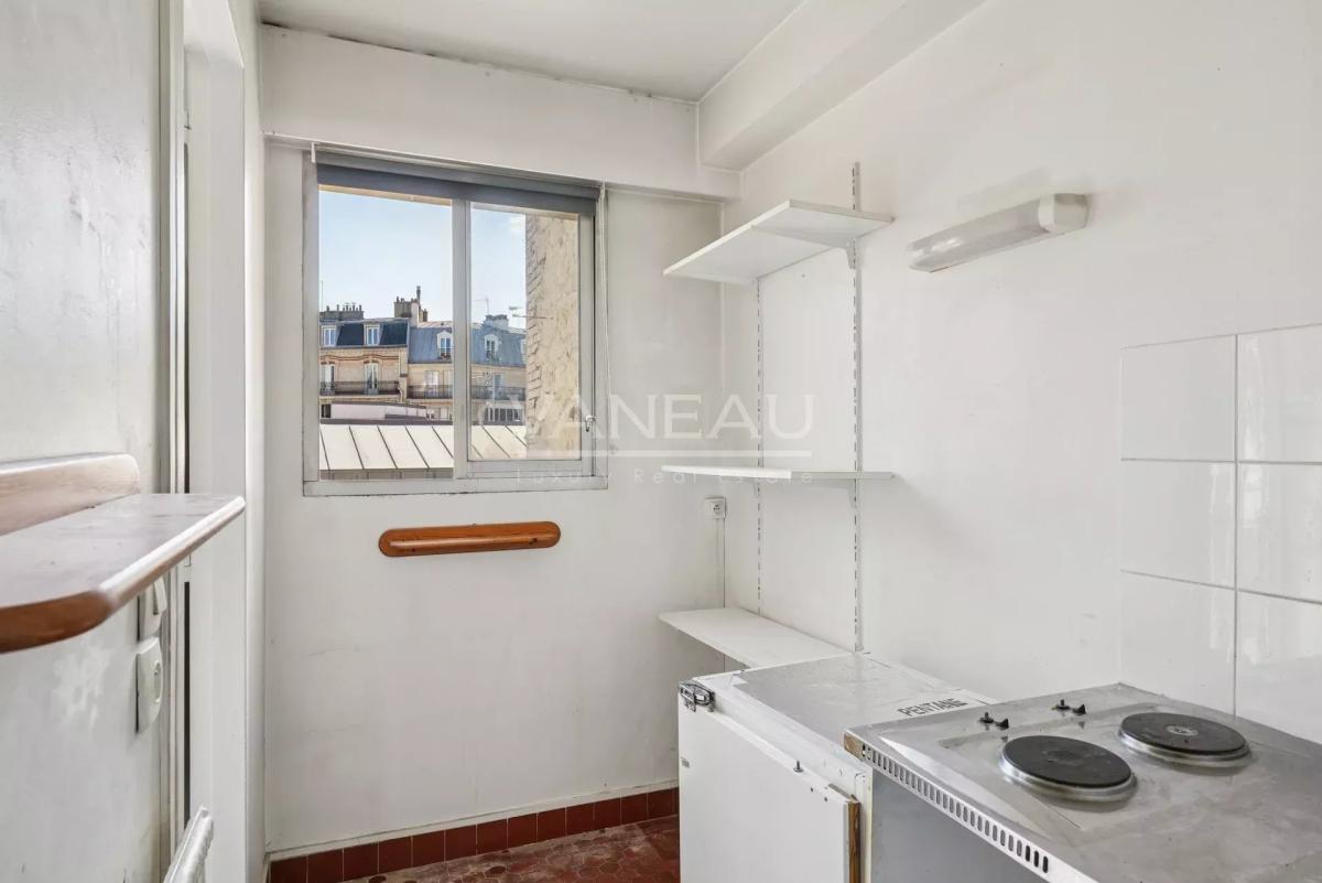 Paris XVIème - Studio - Etage élevé