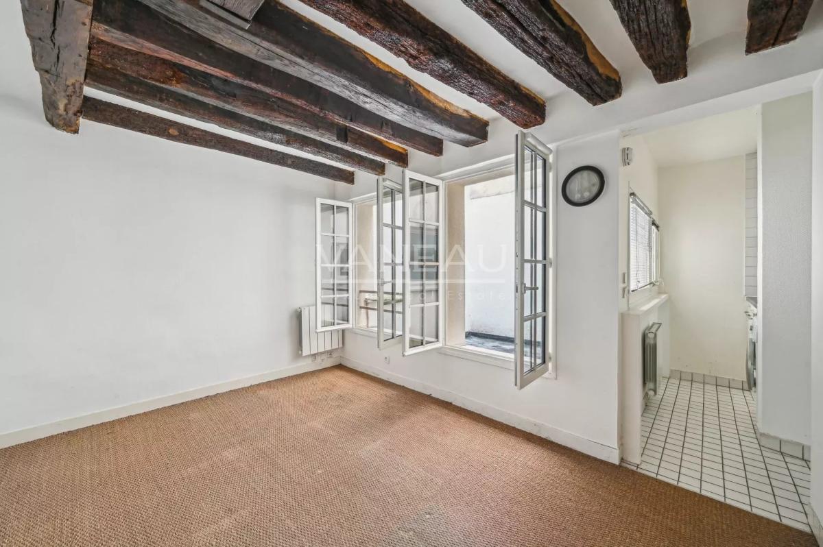 Exclusivité un studio Angle Bac /Grenelle