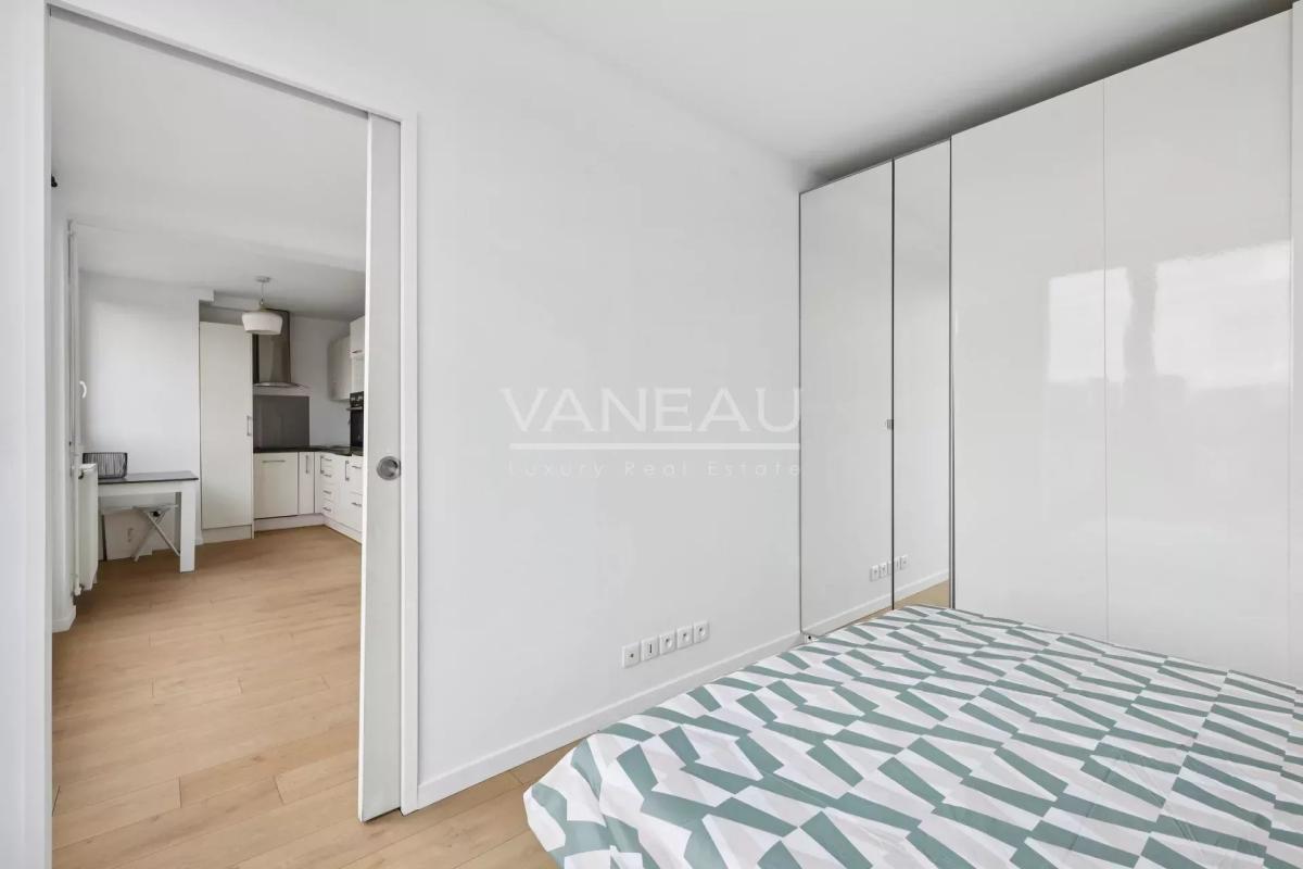 PARIS V - Appartement 2 pièces vue dégagée