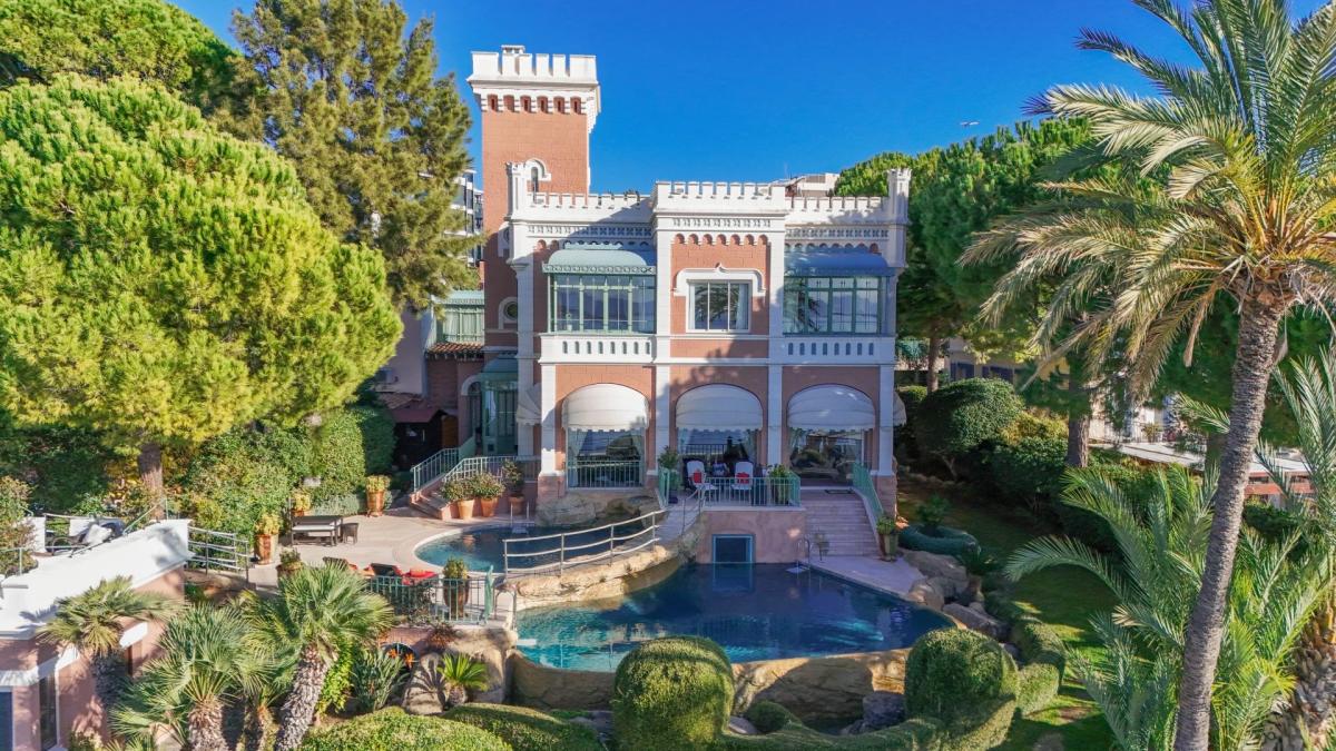 Cap D'Antibes, Chateau de la Vigie à Vendre