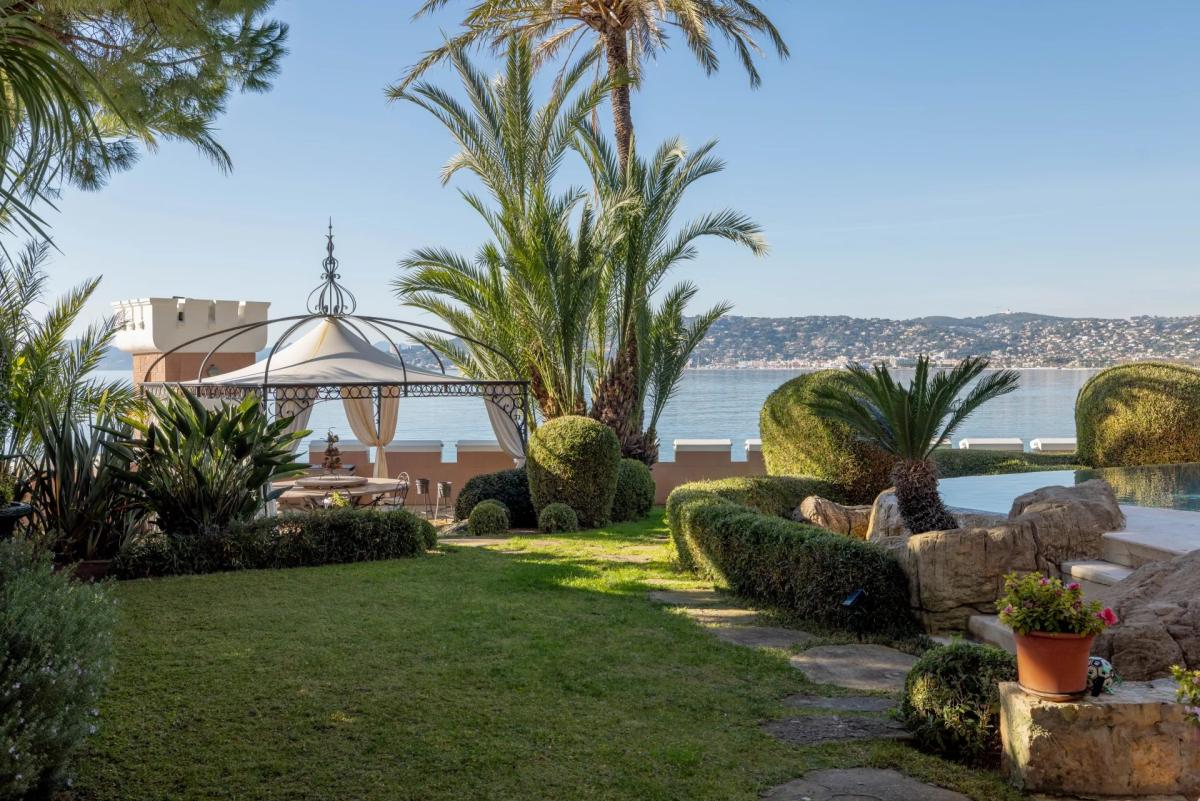 Cap D'Antibes, Chateau de la Vigie à Vendre