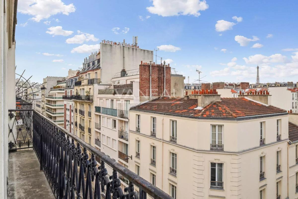 Paris 15ème Boucicaut - 3 pièces avec balcon et vue  dégagée sur