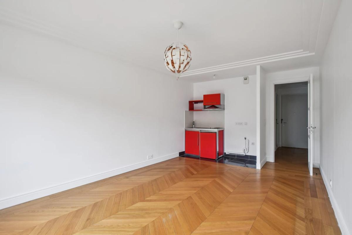 Paris VII eme - Studio proche Bon Marché