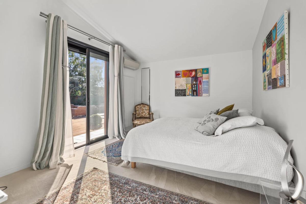 Mougins - Villa Vue Mer à Vendre