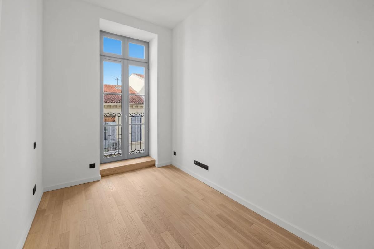 Cannes Proche Croisette  - Appartement 3 pièces  dans un immeubl