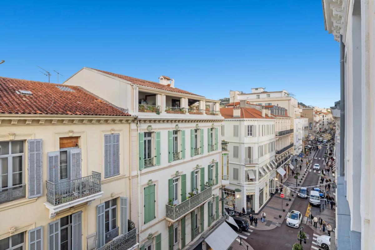 Cannes Proche Croisette  - Appartement 3 pièces  dans un immeubl