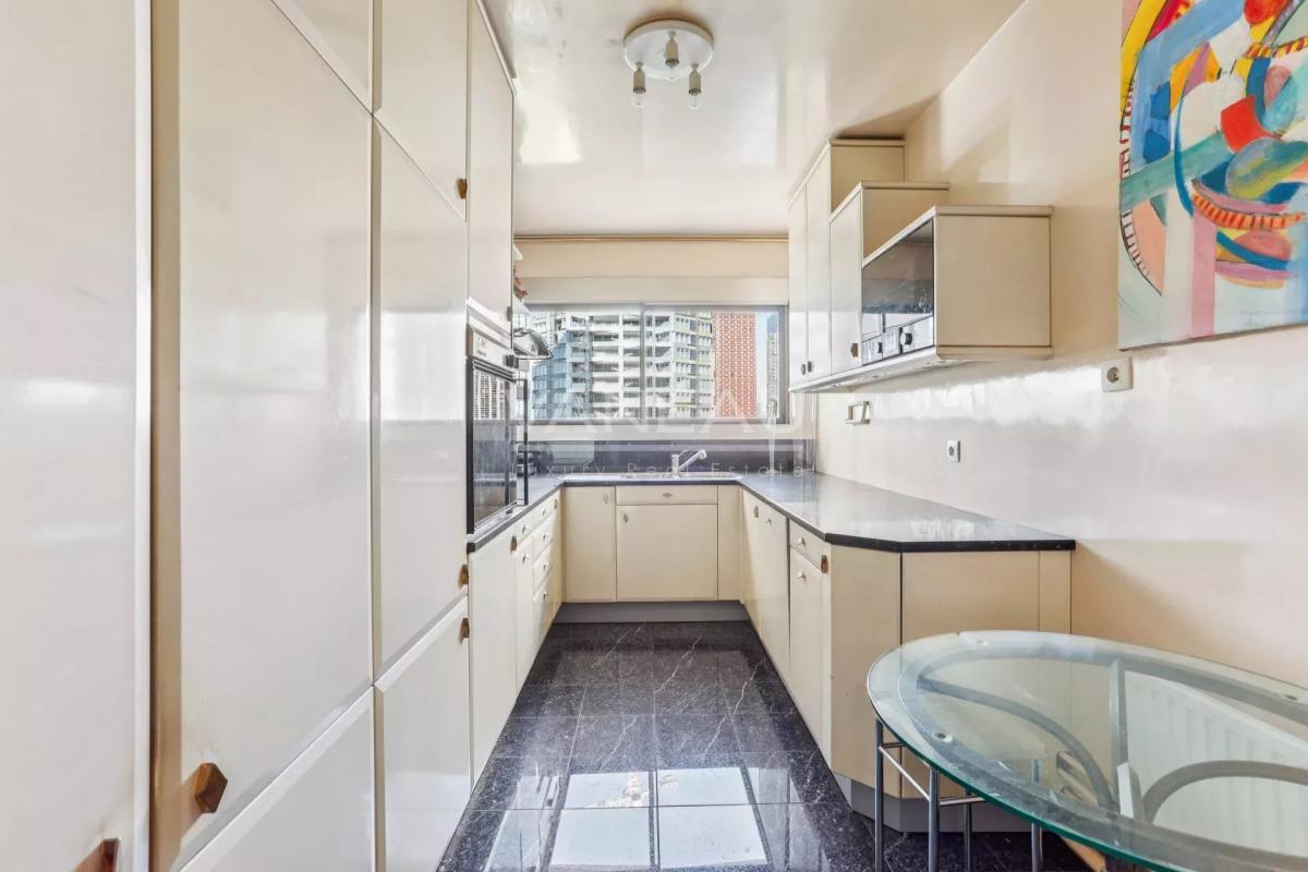 Paris XVe 4 pièces vue Seine - Mirabeau /Javel.