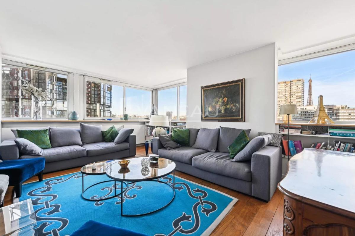 Paris XVe - Charles Michels - Vue Seine et Tour Eiffel