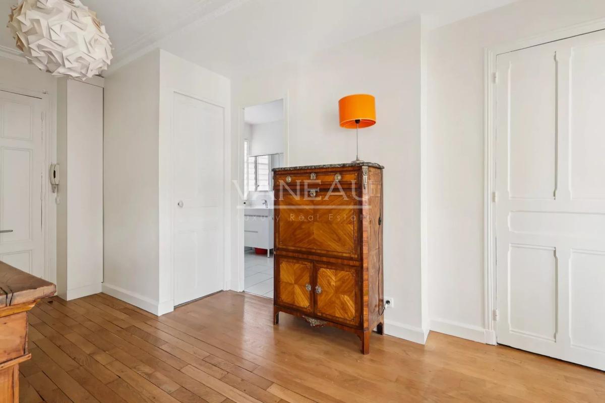 Boulogne - En étage avec ascenseur, vue dégagée et soleil