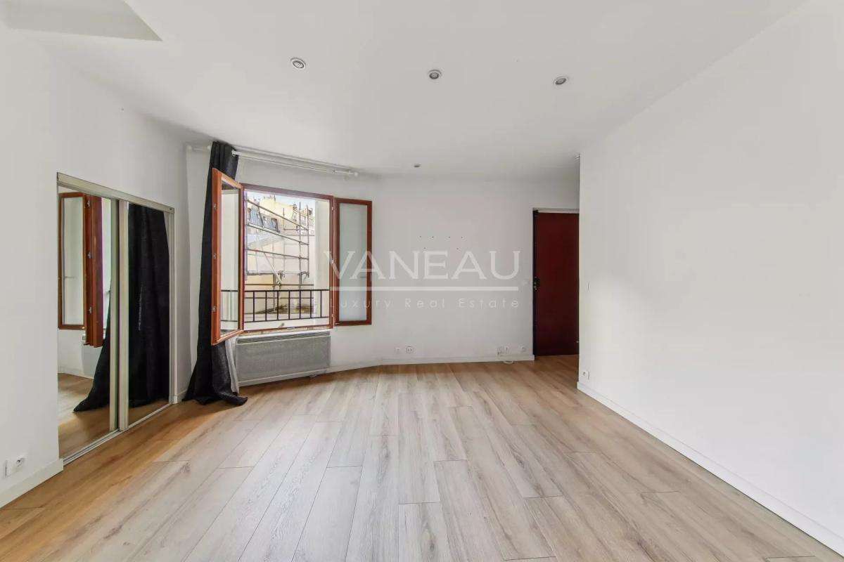 Boulogne /Jean-Baptiste Clément studio sur cour