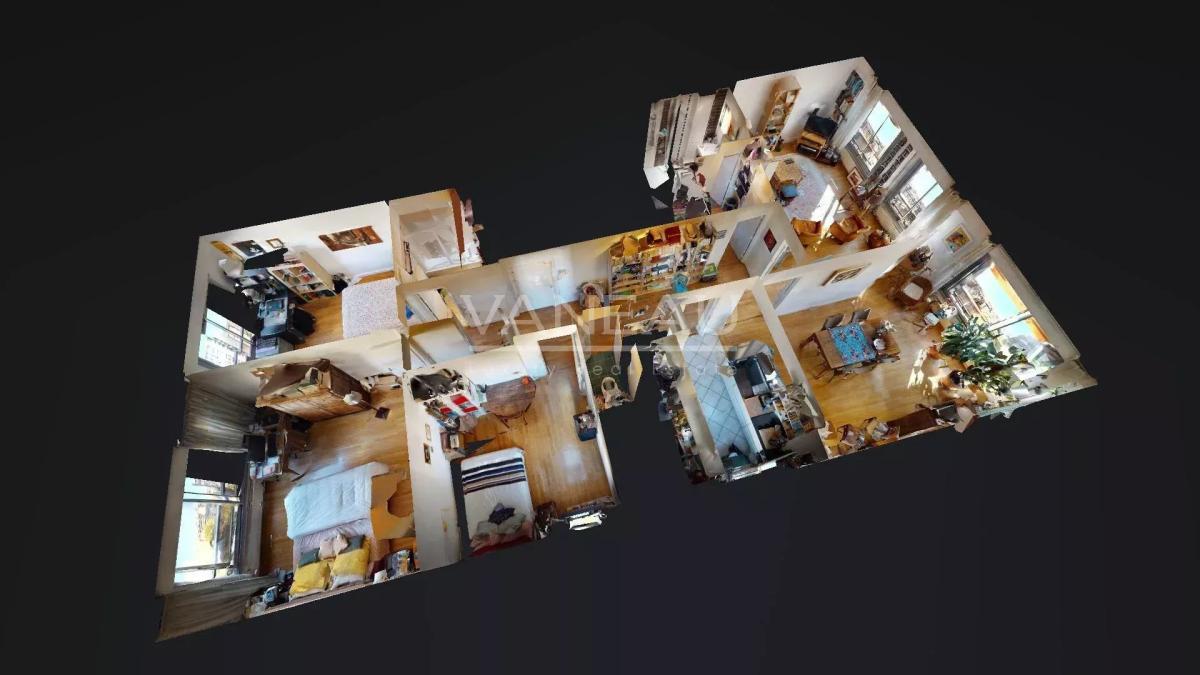 Paris XIXe - Bel appartement de cinq pièces - Vue dégagée - Cave