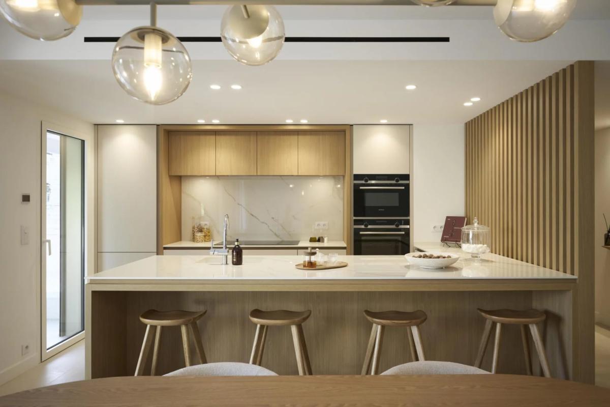 Cannes, Banane, appartement 4p entièrement rénové