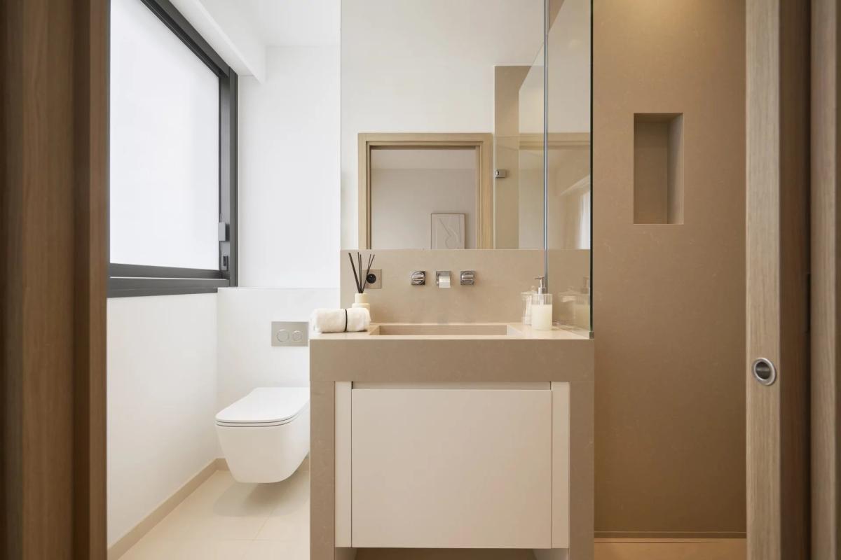 Cannes Croisette dernier étage