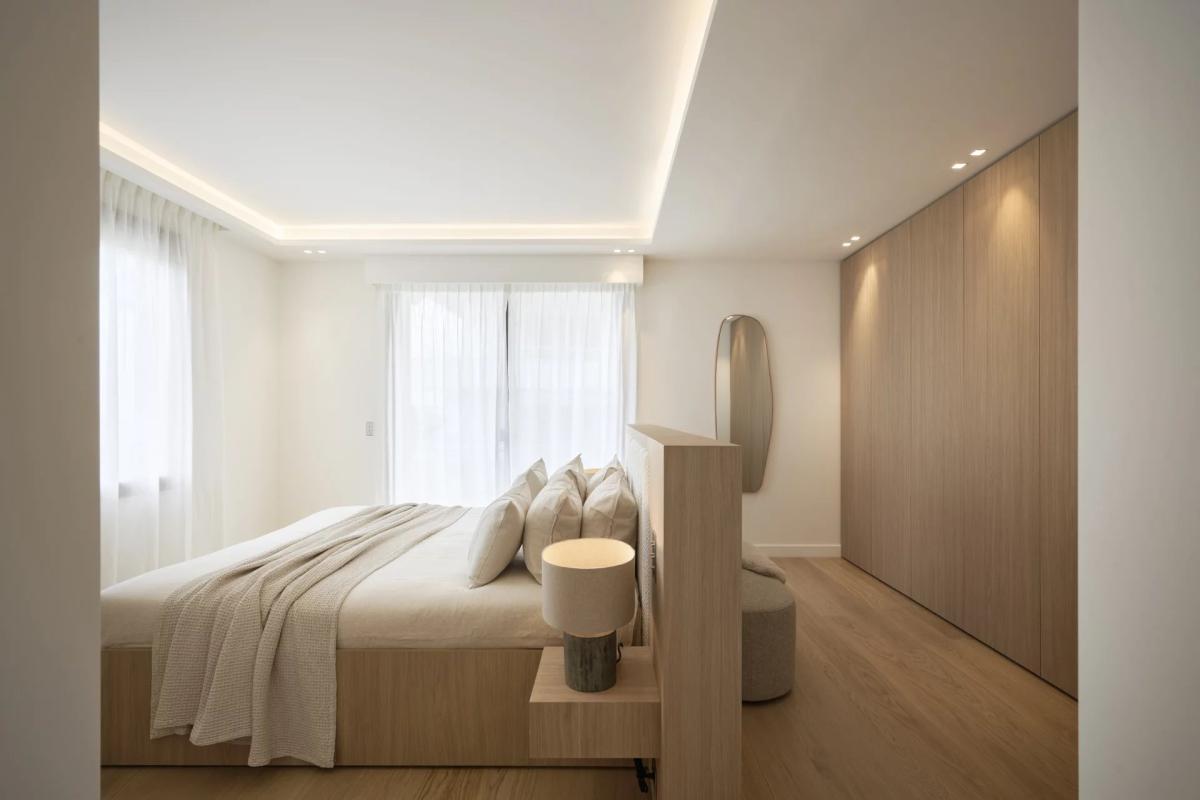 Cannes Croisette dernier étage