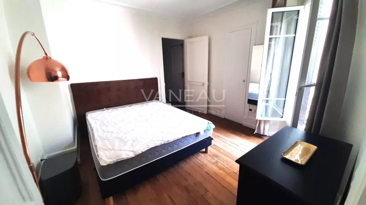 RUE DE VAUGIRARD - MEUBLÉ